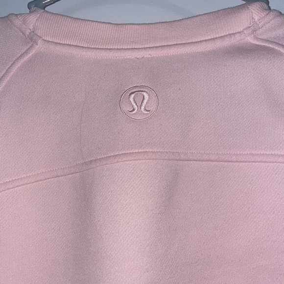 Flaw lululemon milkshake pullover word sweatshirt M/L - Picture 4 of 8